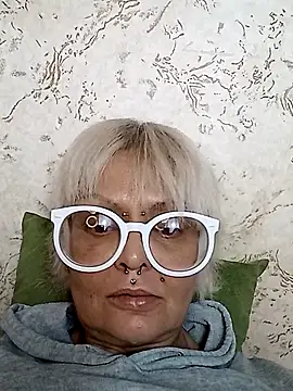 Gardener of Illusions online show from October 30, 2025, 10:06 am