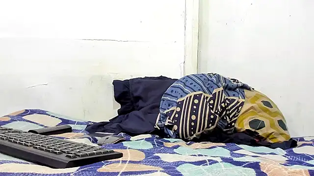 Snapshot of zackmontieel chatting on December 3, 2024, 12:16 pm zackmontieel online show from December 3, 2024, 12:16 pm