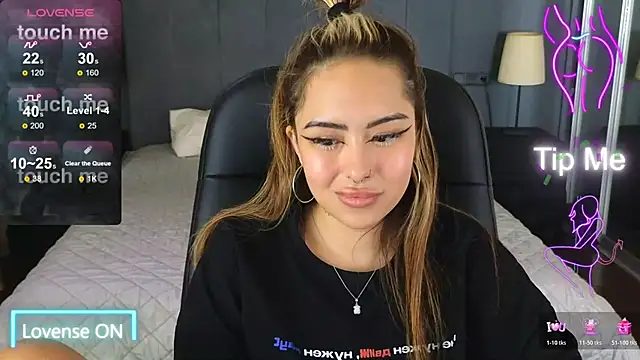 baby  kim online show from October 22, 2025, 9:20 am