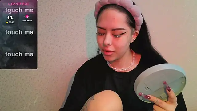 baby  kim online show from May 23, 2026, 7:35 am