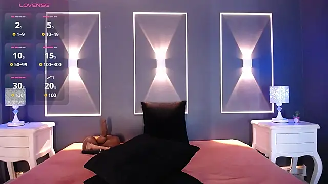 HAYLANISMITH online show from March 11, 2025, 3:12 pm