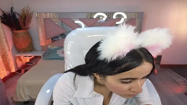 Mia Fischer online show from December 5, 2025, 7:10 pm