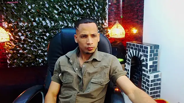 SonicJ25 online show from January 31, 2025, 4:14 am