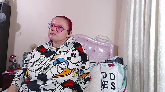 Snapshot of VickyColleman chatting on February 23, 2025, 10:31 pm VickyColleman online show from February 23, 2025, 10:31 pm