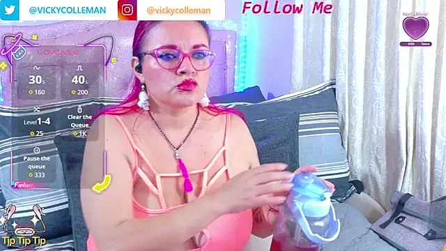 Snapshot of VickyColleman chatting on October 23, 2025, 7:12 pm VickyColleman online show from October 23, 2025, 7:12 pm