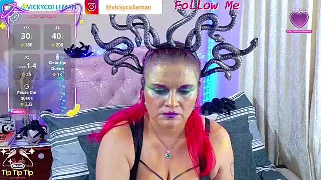 Snapshot of VickyColleman chatting on November 1, 2025, 1:40 am VickyColleman online show from November 1, 2025, 1:40 am