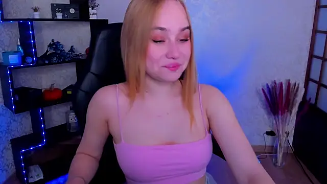 LianaBright online show from December 2, 2024, 1:58 am