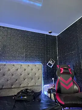 Paloma  LS online show from February 26, 2026, 7:13 pm