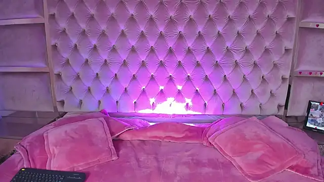 Harii 02 online show from October 12, 2025, 9:03 pm