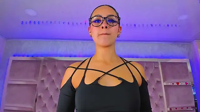 Harii 02 online show from November 4, 2025, 8:08 pm