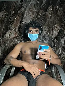 rony6663 online show from March 13, 2026, 6:47 pm