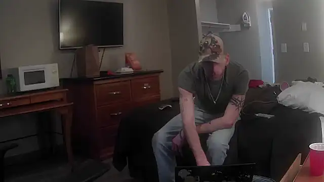 Snapshot of smokee_parT903 chatting on January 23, 2025, 8:13 pm smokee parT903 online show from January 23, 2025, 8:13 pm