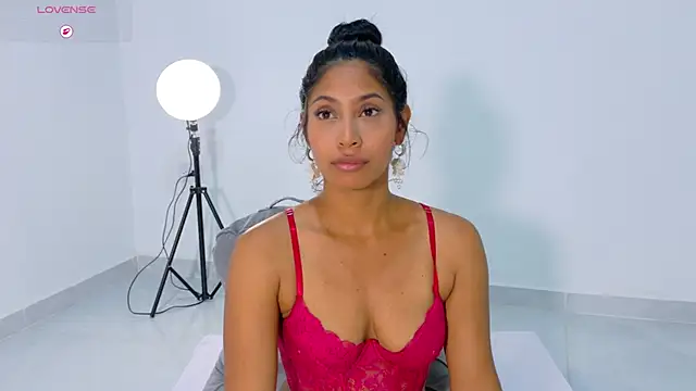 Snapshot of Anna_risse chatting on May 30, 2026, 6:54 am Anna risse online show from May 30, 2026, 6:54 am