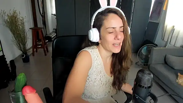 Snapshot of jessiburningheels chatting on March 3, 2025, 1:31 pm jessiburningheels online show from March 3, 2025, 1:31 pm