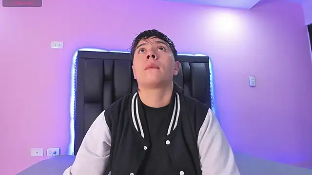 AbbySmiitth  online show from February 22, 2025, 3:25 pm