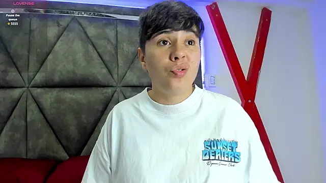 AbbySmiitth  online show from February 9, 2026, 11:09 pm