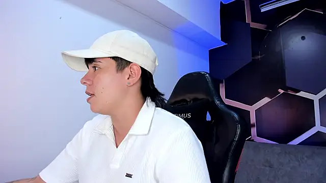 AbbySmiitth  online show from February 16, 2026, 11:45 pm