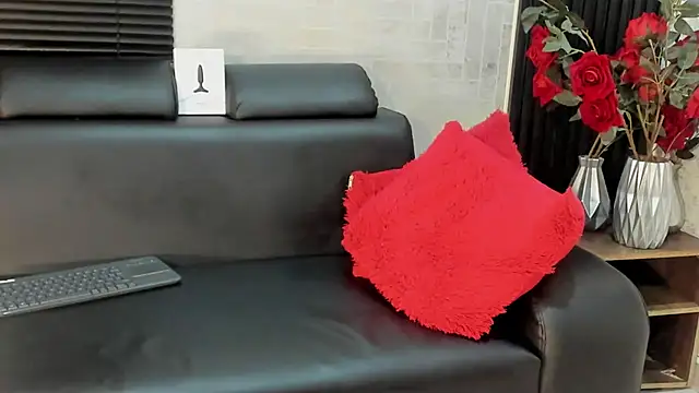 KENDER21  online show from March 20, 2025, 6:52 am