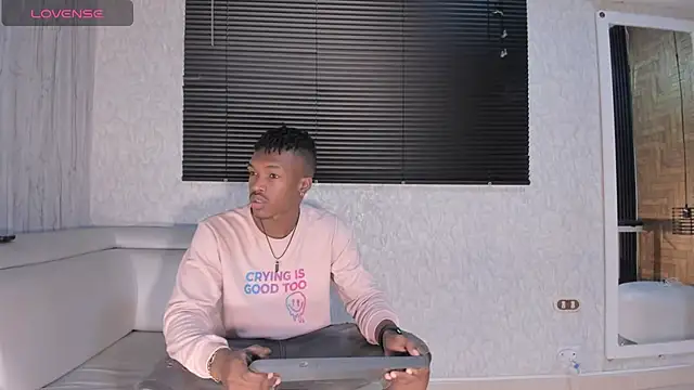 Snapshot of KENDER21_ chatting on September 10, 2025, 8:31 pm KENDER21 online show from September 10, 2025, 8:31 pm