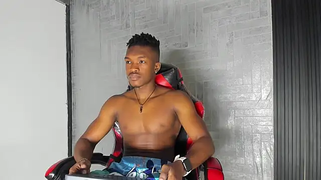 Snapshot of KENDER21_ chatting on October 27, 2025, 8:35 pm KENDER21 online show from October 27, 2025, 8:35 pm