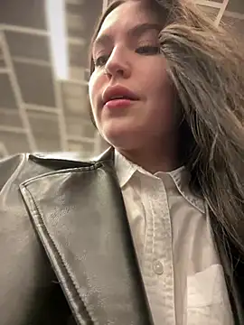 meow girl online show from February 8, 2025, 10:07 am