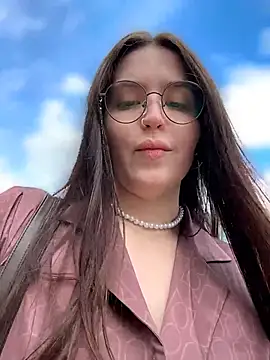 Snapshot of meow_girl chatting on June 26, 2026, 11:25 am meow girl online show from June 26, 2026, 11:25 am