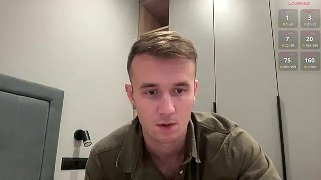 cute mark online show from October 28, 2025, 5:15 pm