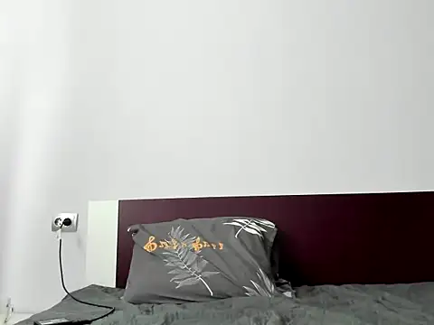 ElektraShine29 online show from October 18, 2025, 6:37 am