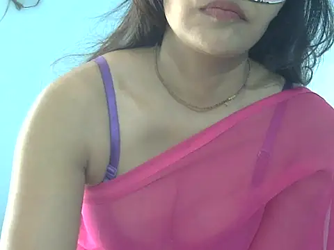 Nehasingh2024 online show from March 17, 2026, 7:44 am