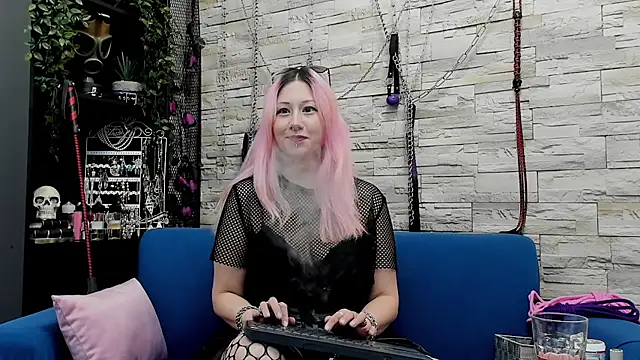 CruelMistress online show from February 28, 2025, 4:32 am