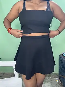 Snapshot of Ishaani_0 chatting on May 12, 2026, 9:12 pm Ishaani 0 online show from May 12, 2026, 9:12 pm