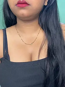 Snapshot of Ishaani_0 chatting on May 17, 2026, 3:41 pm Ishaani 0 online show from May 17, 2026, 3:41 pm