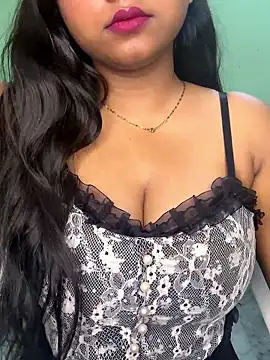 Snapshot of Ishaani_0 chatting on June 11, 2026, 2:53 am Ishaani 0 online show from June 11, 2026, 2:53 am