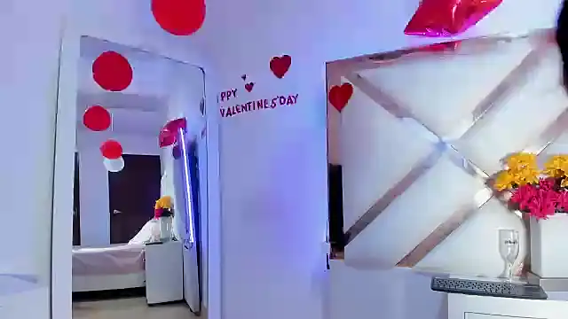 Snapshot of HayamiKioto chatting on February 19, 2025, 6:54 pm HayamiKioto online show from February 19, 2025, 6:54 pm