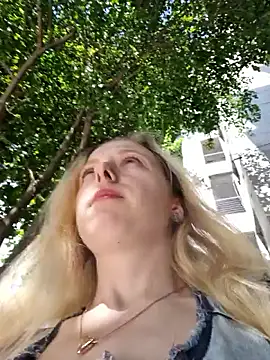 Public Katrisha online show from October 16, 2025, 1:12 pm