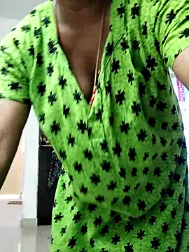 Snapshot of Tamilrojanew chatting on April 12, 2026, 4:39 am Tamilrojanew online show from April 12, 2026, 4:39 am