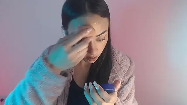 Snapshot of Little_aphrodite chatting on September 26, 2025, 4:05 am Little aphrodite online show from September 26, 2025, 4:05 am