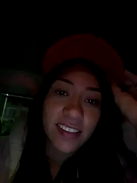 Snapshot of Little_aphrodite chatting on October 10, 2025, 3:05 am Little aphrodite online show from October 10, 2025, 3:05 am