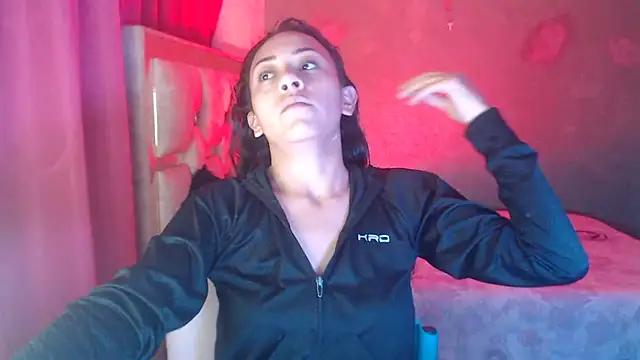 Snapshot of Little_aphrodite chatting on November 22, 2025, 11:59 pm Little aphrodite online show from November 22, 2025, 11:59 pm