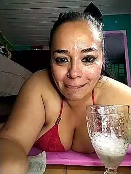 emily sweet13 online show from May 31, 2026, 6:09 pm