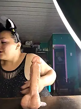 emily sweet13 online show from June 10, 2026, 1:50 am