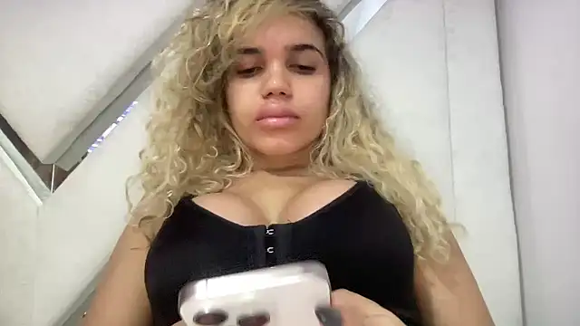 brithneysquirt online show from December 23, 2025, 12:19 am