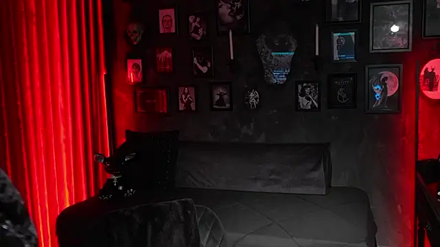 Morgan Hilll  online show from March 12, 2026, 11:49 am