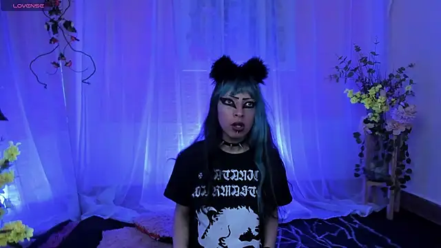 Neon 666  online show from January 15, 2025, 11:53 am