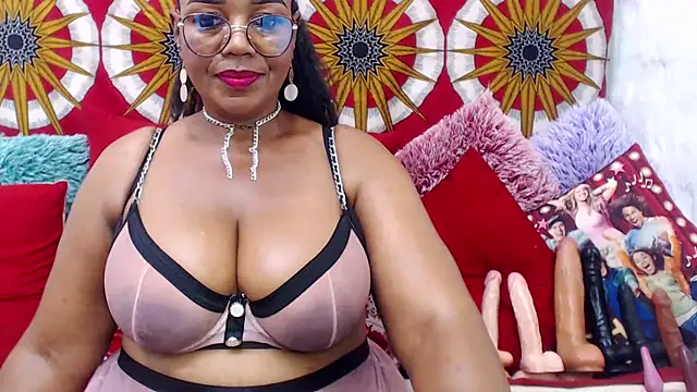 MATURExxxASS online show from April 2, 2026, 7:00 pm