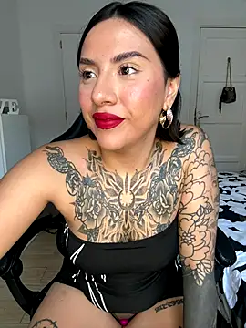 AlaskaLover online show from October 8, 2025, 6:22 am