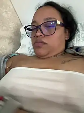 angela angels  online show from December 31, 2024, 9:28 pm