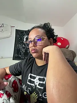 angela angels  online show from March 12, 2026, 5:24 am