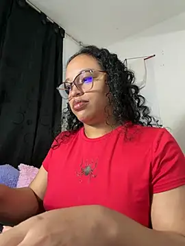 Snapshot of angela_angels_ chatting on May 4, 2026, 1:12 am angela angels online show from May 4, 2026, 1:12 am