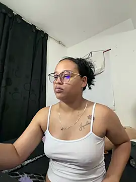 Snapshot of angela_angels_ chatting on May 7, 2026, 4:07 am angela angels online show from May 7, 2026, 4:07 am